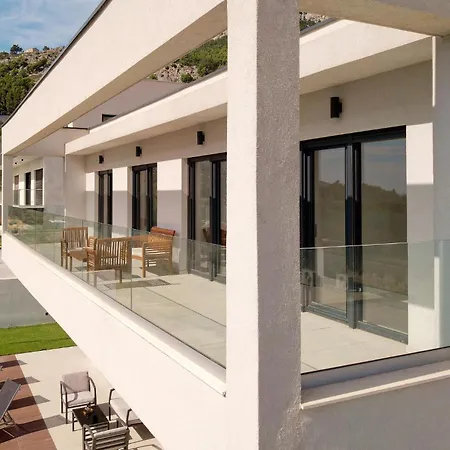 Ferienhaus Luxurious In Klis